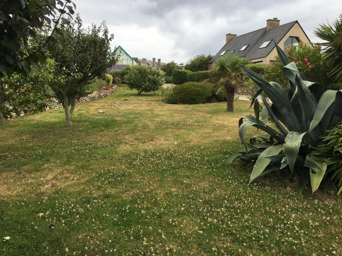 Maison Les Pieds Dans L Eau Roscoff Exterior foto